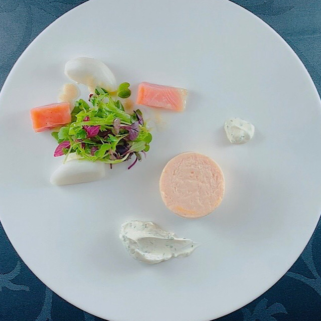 フレンチフルコースを宅配 温めて盛り付けるだけのお取り寄せグルメ